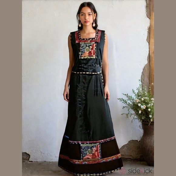Mountain Artisans Dresses & Skirts - 60s -70s MOUNTAIN ARTISANS COTTAGECORE PATCHWORK TOP & MAXI SKIRT MCM VTG EUC S